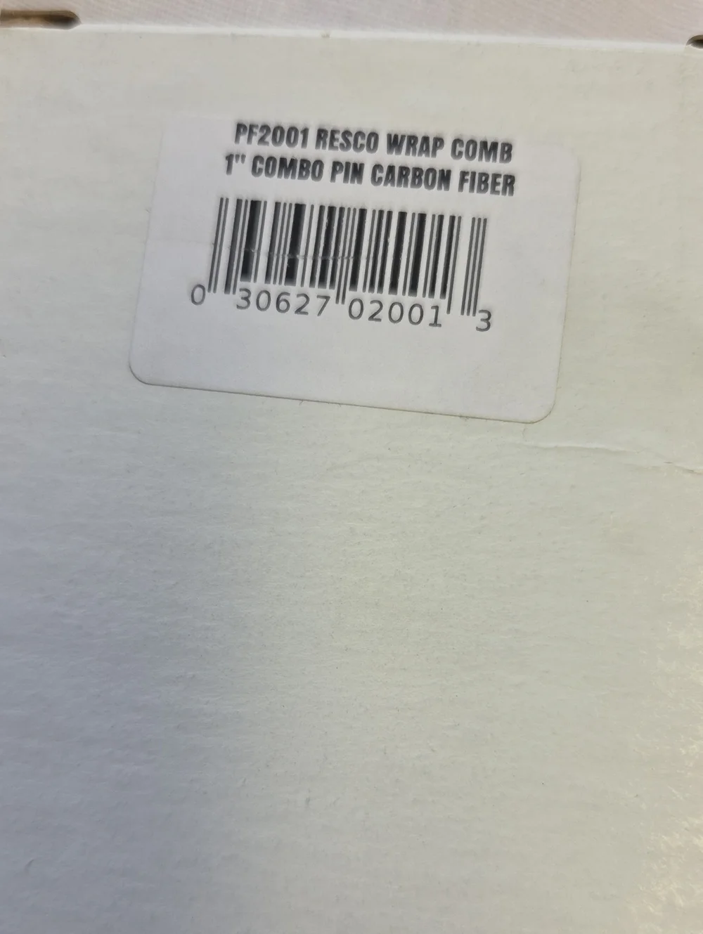 Resco Carbon Fiber Metal-Round Comb 1